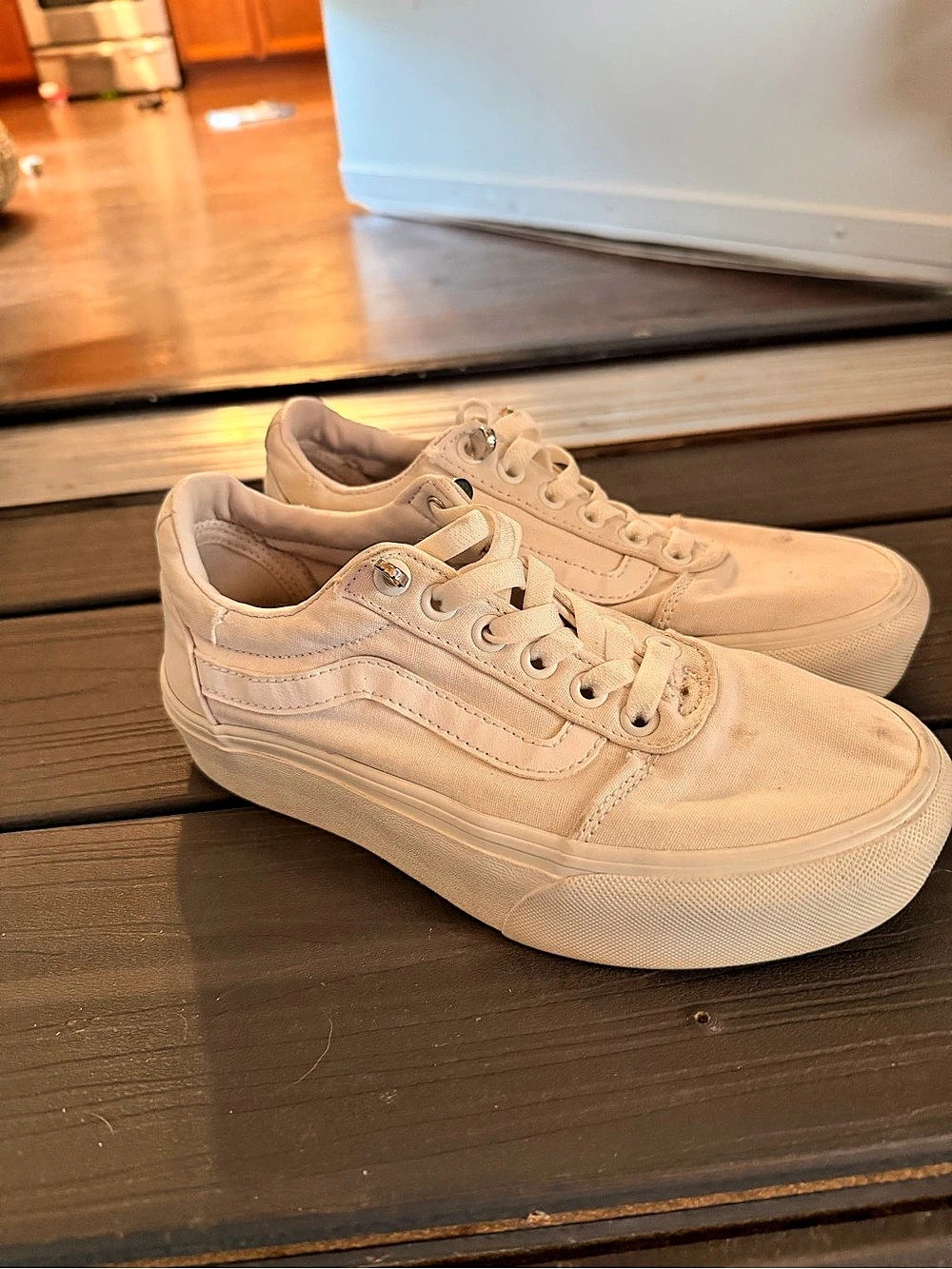 Vans Old Skool Platform Sneakers Cream US 6
